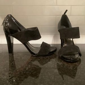 Women's Soft Black Suede/Patent Leather Open Toe Pump Shoes 7B